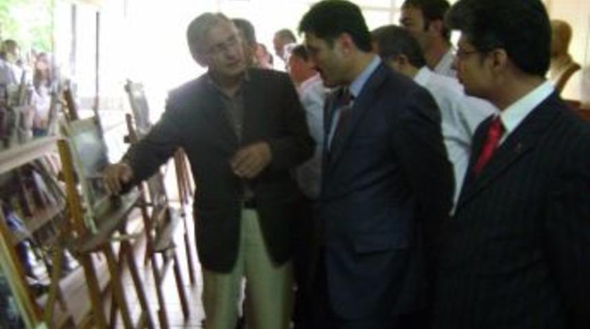 Sardes Grav&uuml;rleri Sergisi A&ccedil;ıldı