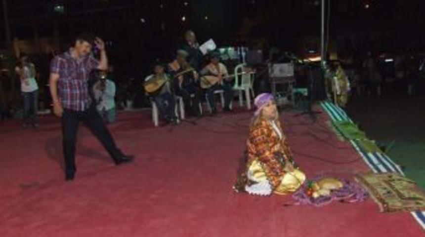 Ortaca D&uuml;zenlenen Halk Gecesi Renkli Ge&ccedil;ti