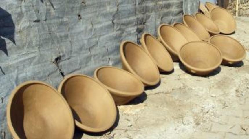 Bitlisli Kadınlar &Ccedil;amuru Sanata D&ouml;n&uuml;şt&uuml;r&uuml;yor