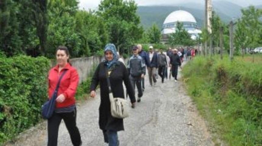 Kartepeliler Nusretiye'de Y&uuml;r&uuml;d&uuml;