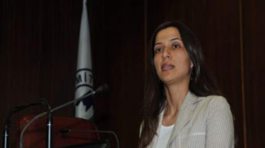 Cb&uuml; Pazarlama &Ouml;ğrencileri İzmir Optimum'da