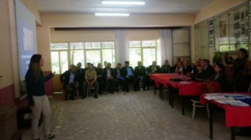 G&uuml;meli'de Arıcılara Eğitim Semineri