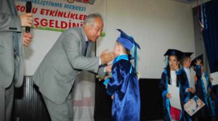 Lapseki'de Mezuniyet Coşkusu