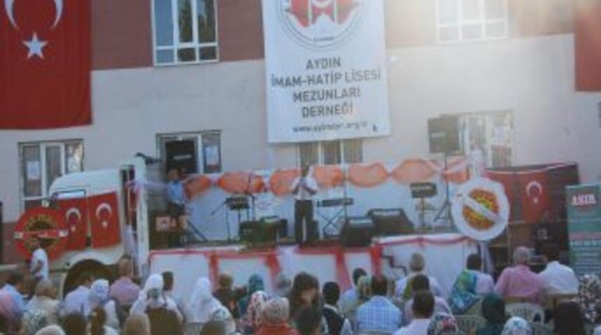 İmam Hatip Lisesi Mezunları Pilav G&uuml;n&uuml;nde Bir Araya Geldi