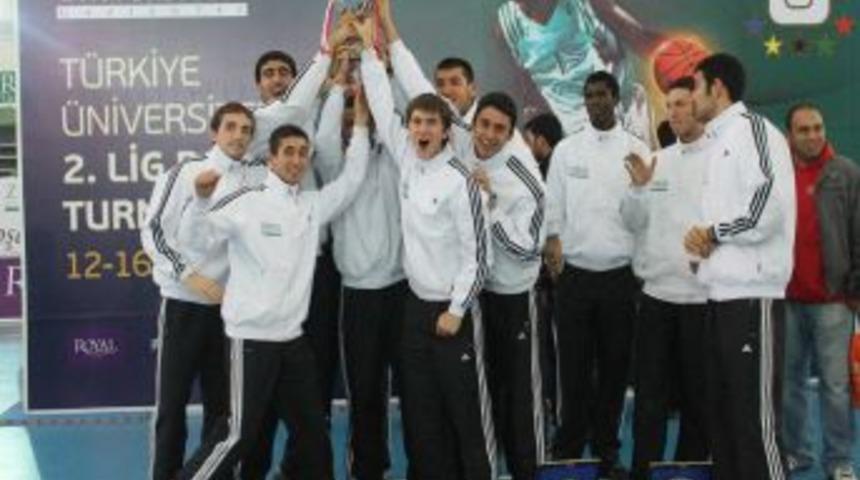 Zirve &Uuml;niversitesi Bu Yıl Da Basketbol Bursuyla &Ouml;ğrenci Alacak