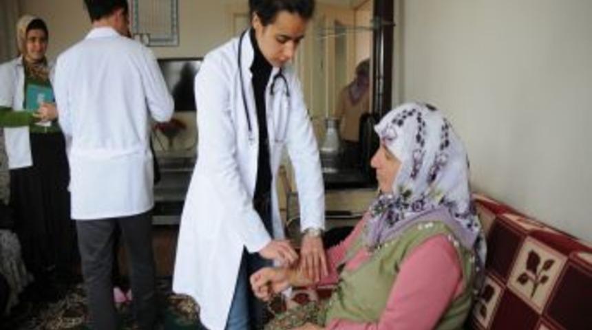 Mamak Belediyesi Evde Sağlık Hizmeti Ağını Genişletiyor