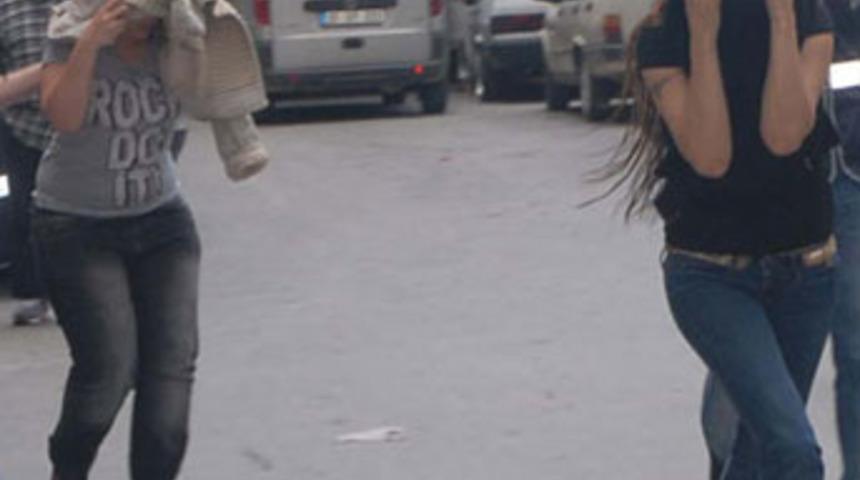 Şantajcı 20 eskort tutuklandı