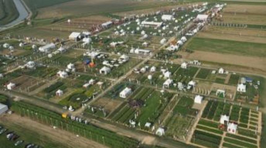 Bursa T&uuml;rkiye'nin En B&uuml;y&uuml;k Uygulamalı Tarım Fuarı'na Hazırlanıyor