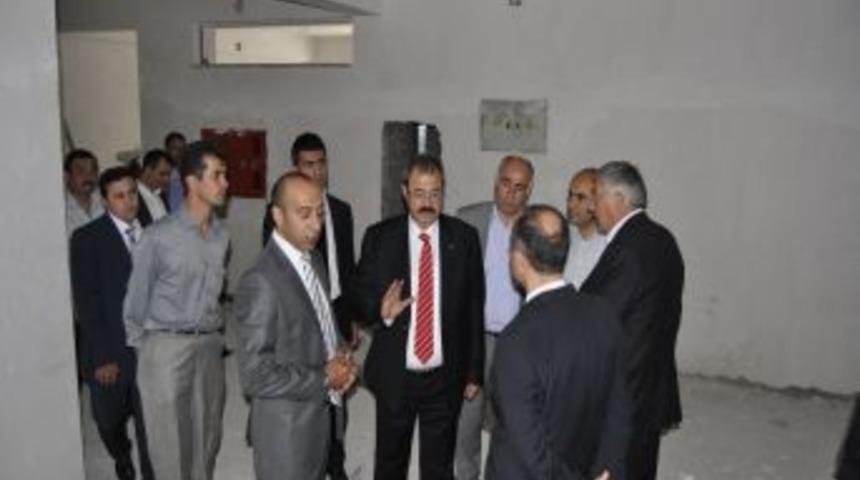 Konukoğlu&rsquo;ndan Pazarcık&rsquo;a Destek Ziyareti