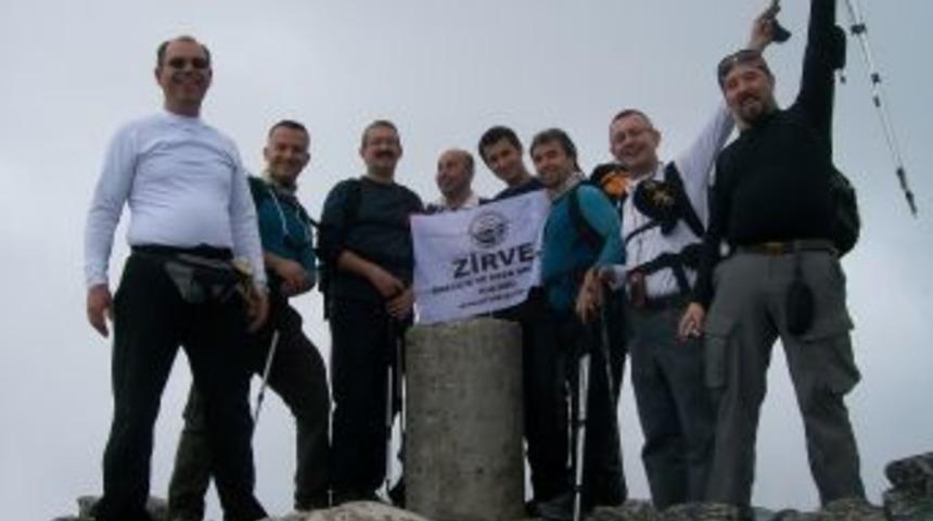 KEDOST &Uuml;yeleri, Kaz Dağları'nda Zirve Tırmanışı Yaptı