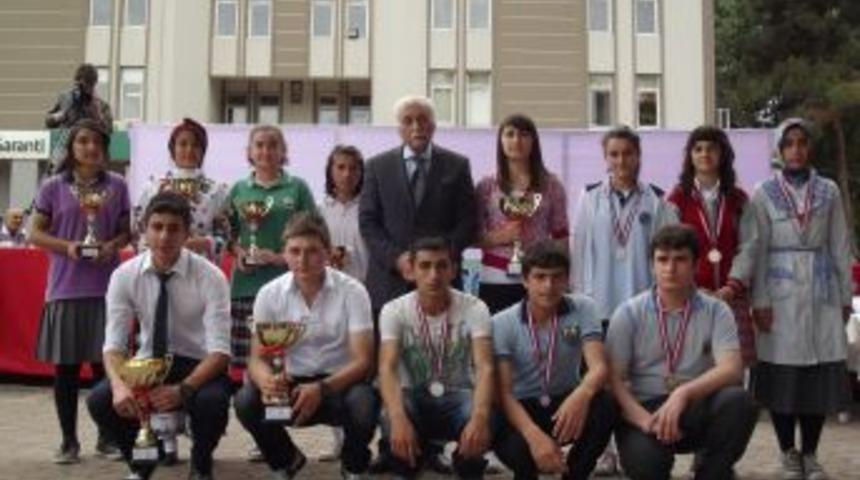 Erbaa Eğitim Şenliklerinde, Coşkulu Kutlama