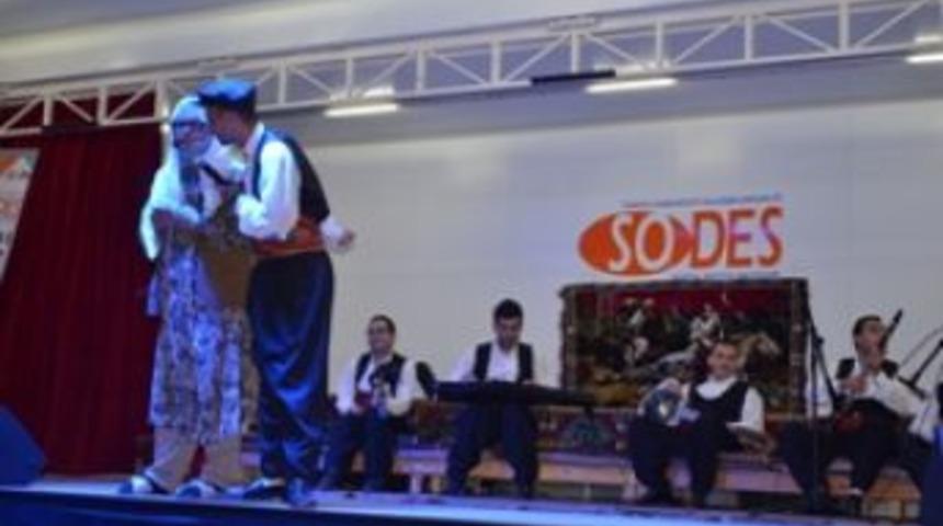 Gezici K&uuml;lt&uuml;r Sanat TIR'ı Harput'ta