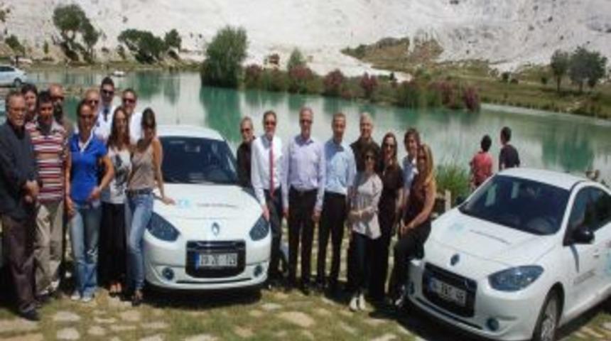 Renault&rsquo;un Elektrikli Otomobili Fluence Z.E., Pamukkale'de Tanıtıldı
