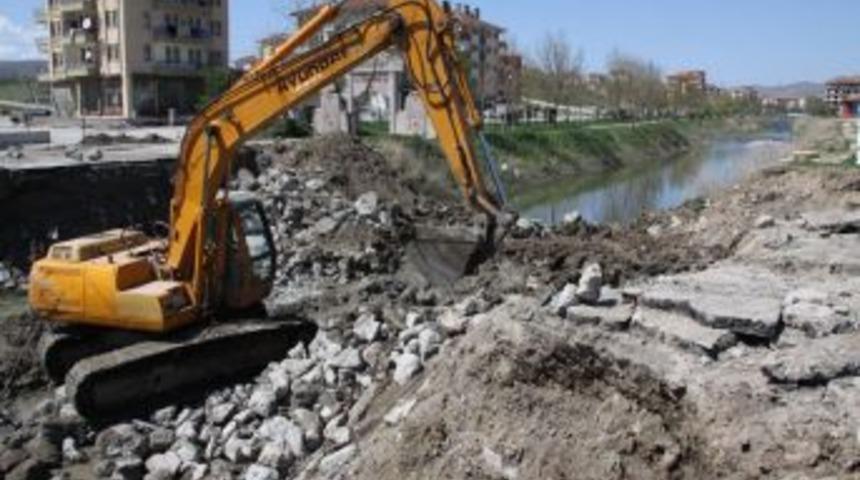 Sanayi Caddesi'ne Yeni K&ouml;pr&uuml;