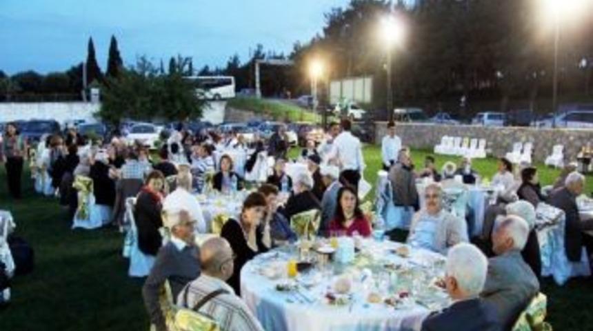 Burhaniye'de K&ouml;y Enstit&uuml;lerinin 72. Yılı Kutlandı