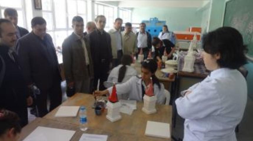 Avrupa Yolcusu Öğretmenlere Seminer