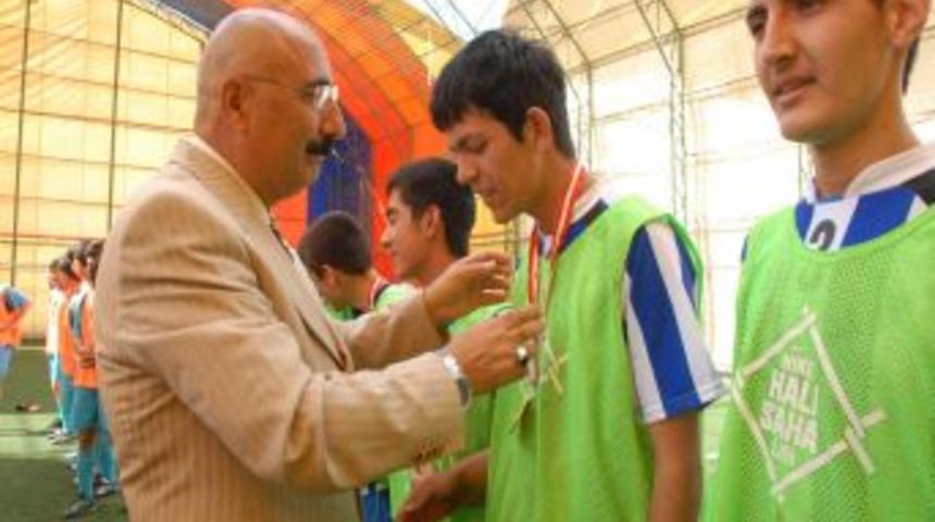 Şampiyon İmam Hatip Lisesi