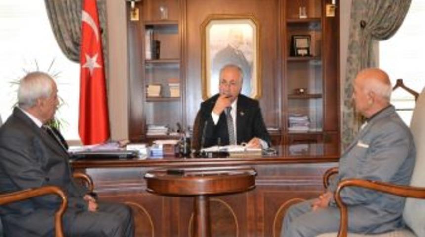 Manisa İli Arı Yetiştiricileri Birliği'nden Vali Daş&ouml;z'e Ziyaret