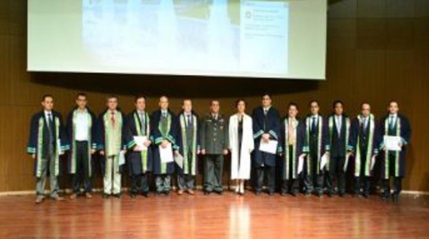 D&uuml;zce &Uuml;niversitesi'nde Bilimsel Yayınları Teşvik Ve Akademik Y&uuml;kselme &Ouml;d&uuml;l T&ouml;reni Yapıldı