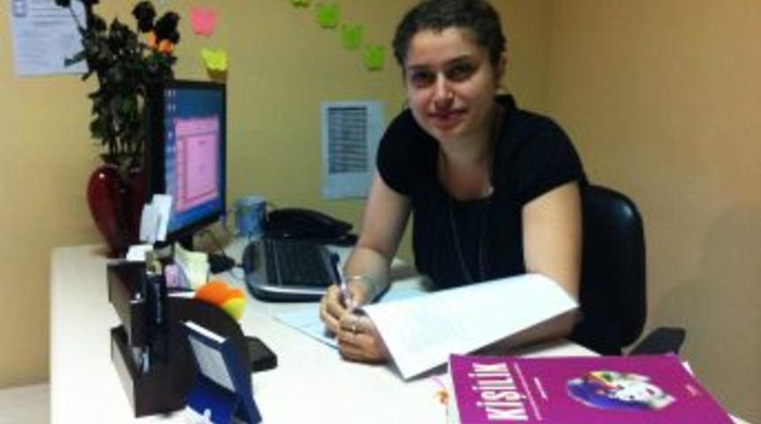 Sınavdan &ouml;nce &ccedil;ıplak ayakla toprakta y&uuml;r&uuml;y&uuml;n!