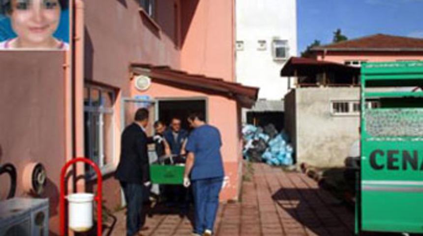 Şiddet uygulayan kocasını &ouml;ld&uuml;rd&uuml;