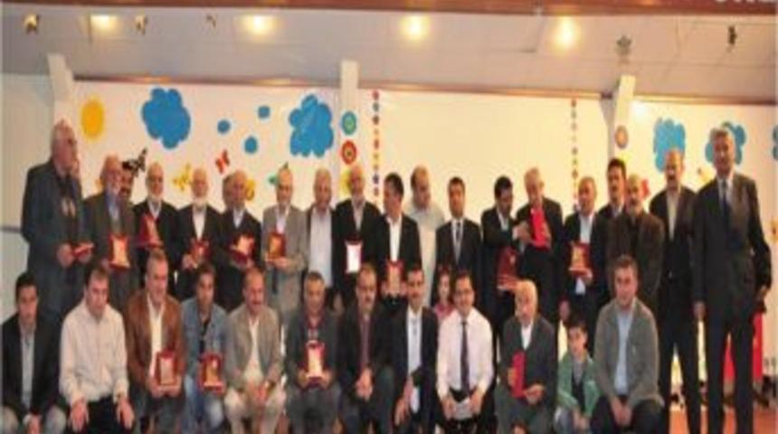 Eğitim G&ouml;n&uuml;ll&uuml;lerinin Ailelerine Vefa Programı