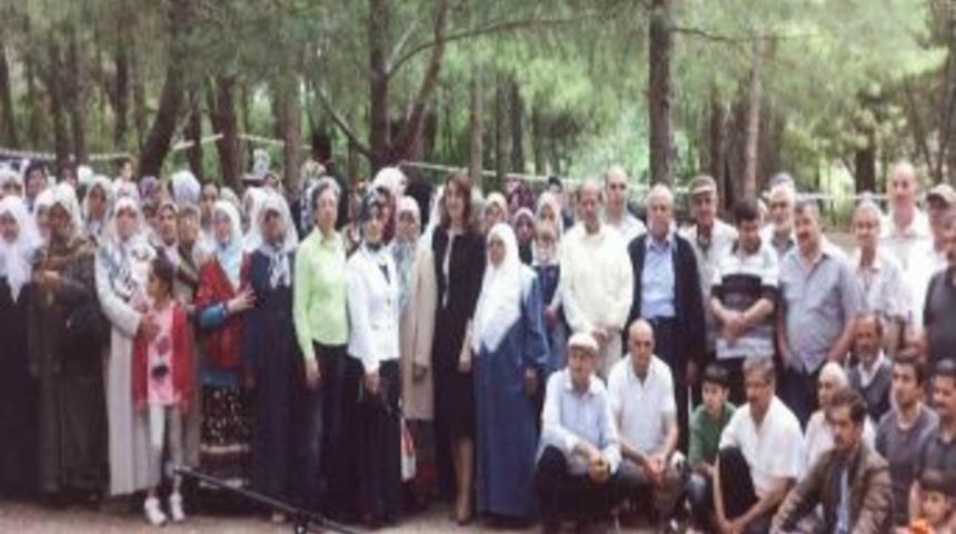 İzmirli 380 Hacı Piknikte Buluştu