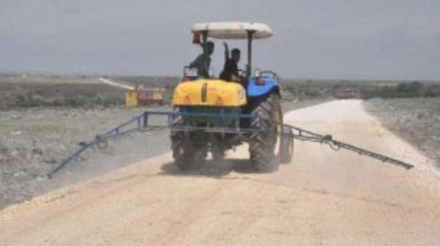 Kendi yollarını suluyorlar