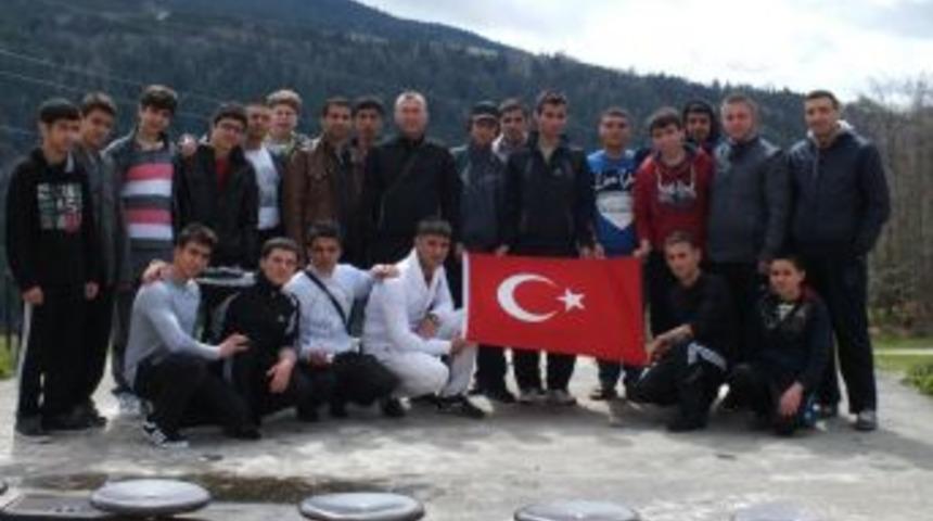 Ticaret Meslek Liseleri Yurda D&ouml;nd&uuml;