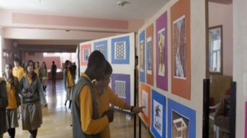 Aziziye Anadolu Ve Fen Lisesi'nde Zeka Oyunları Sergisi