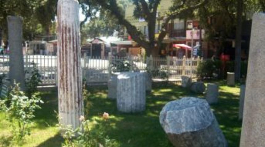 Tarihi Adramytteion Şehri G&uuml;n Y&uuml;z&uuml;ne &Ccedil;ıkarılıyor