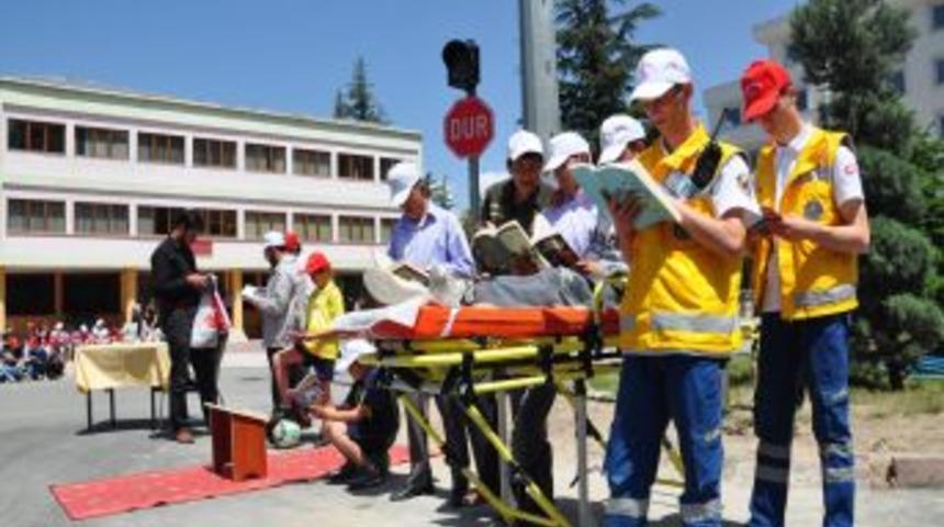 Niğde Hep Birlikte Kitap Okudu