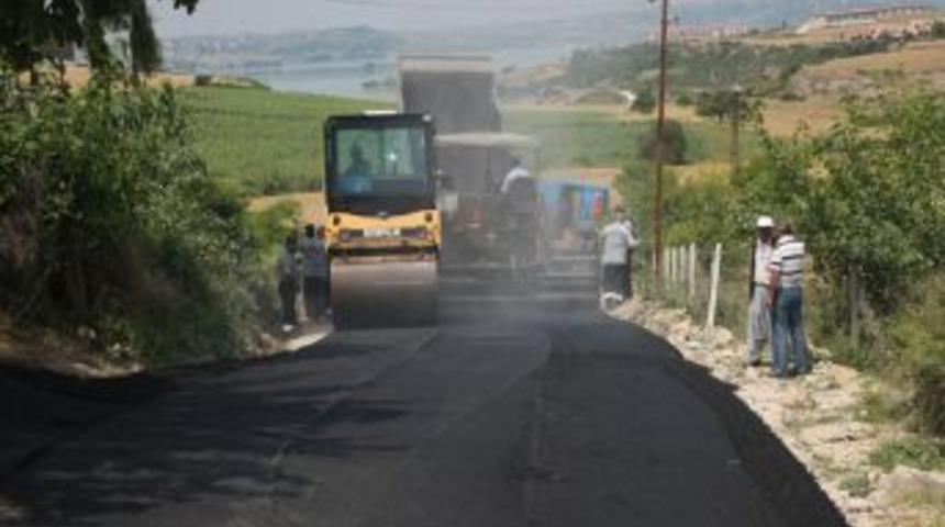 B&uuml;y&uuml;kşehir K&ouml;y Yollarını Da Yapıyor