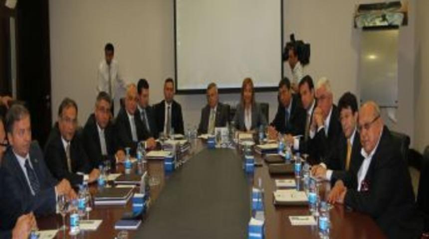 Fenerbah&ccedil;e'de &Ouml;zdemir'in Yerine Kiğılı Geldi