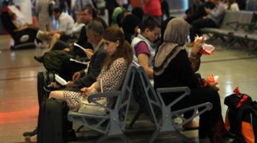 THY &Ccedil;alışanları Eylem Yaptı