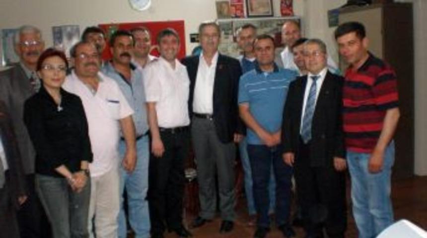 Kosovalı Bakan, Salihli Mhp'yi Ziyaret Etti