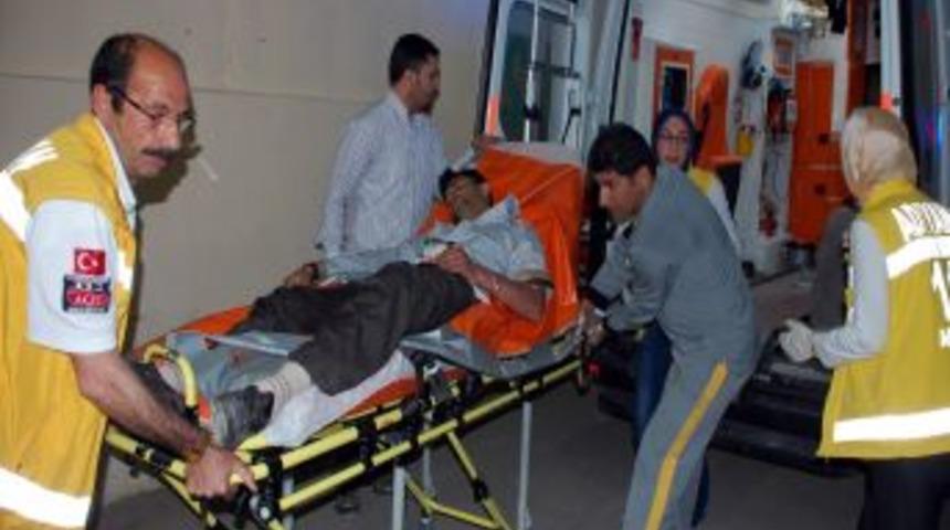 Kardeşlerin Kavgası Kanlı Bitti: 3 Yaralı