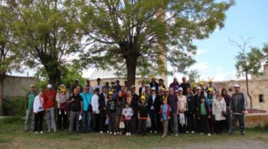 &Uuml;niversite İdari Ve Akademik Personeli Başdere Festivali'nde Buluştu