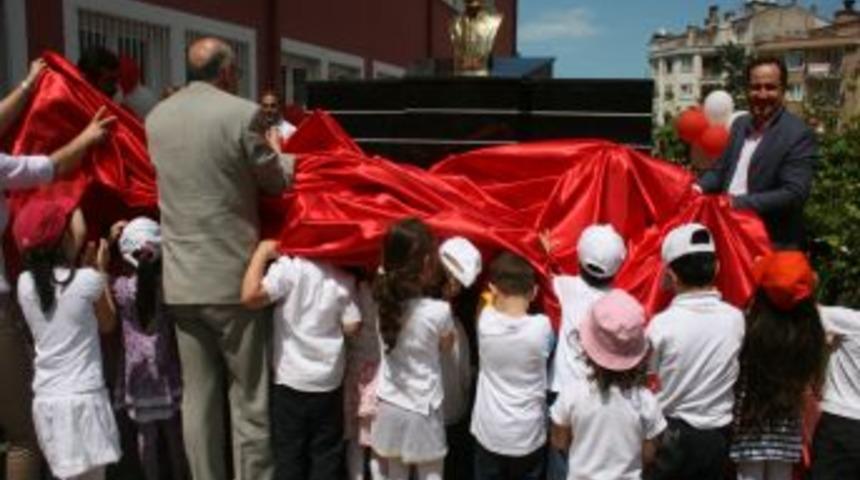 Giresun Belediyesi'nin Okullara Desteği S&uuml;r&uuml;yor