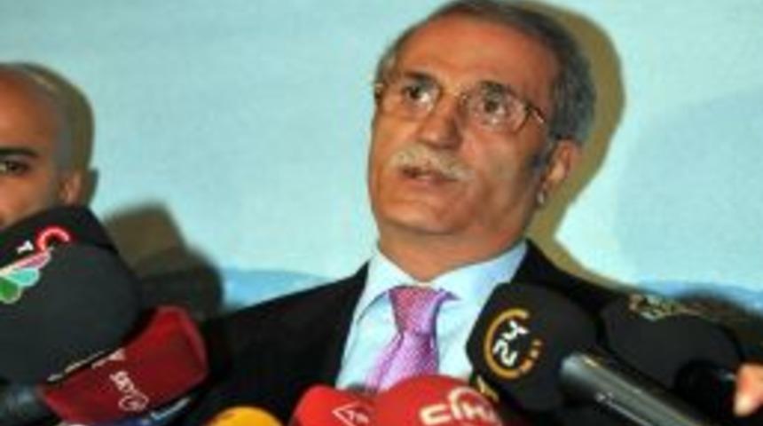 İstanbul'a 3. K&ouml;pr&uuml;n&uuml;n Taliplisi &Ccedil;e&ccedil;en: &Uuml;lkemizin Kredibilitesine G&uuml;veniyoruz