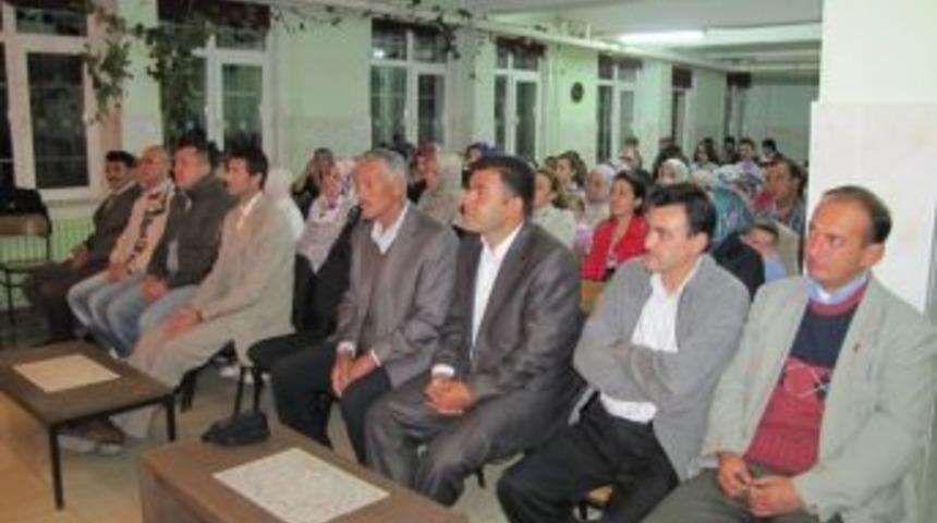 Emet &Ouml;rencik Lisesi'nde Yılsonu M&uuml;samere Gecesi