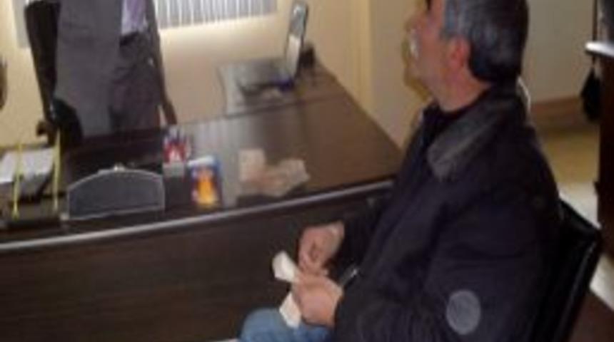 Aldığı Krediye Karşılık Bir G&uuml;nl&uuml;k Faizin 2 Bin Tl Olduğunu İddia Etti