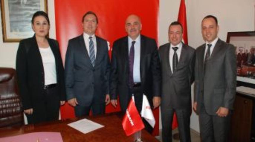 Esnaf Odası İle Akbank Protokol İmzaladı