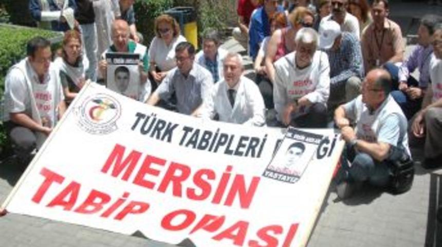 Sağlıkta Şiddete Tepkiler S&uuml;r&uuml;yor