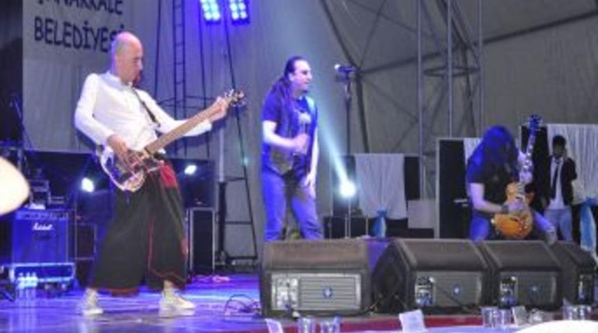 &Ouml;ğrenciler Sahnede Yarıştı