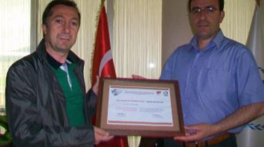 &Ccedil;intimar'a Buz Pateni Federasyonu'ndan Teşekk&uuml;r