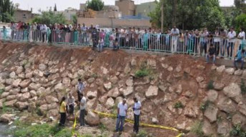 Nusaybin'de Dere Kenarında Yeni Doğmuş Bebek Cesedi Bulundu