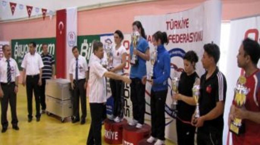 T&uuml;rkiye Yıldızlar Ve Gen&ccedil;ler Halter Şampiyonası Sona Erdi
