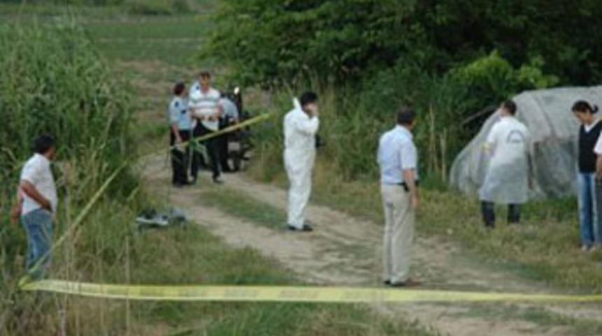 Halıya sarılı ceset bulundu