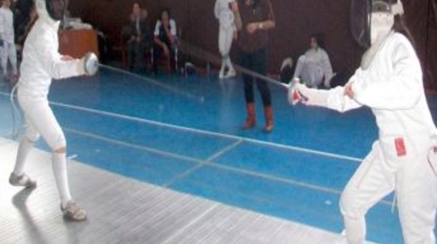 Liselerarası Eskrim T&uuml;rkiye Şampiyonası